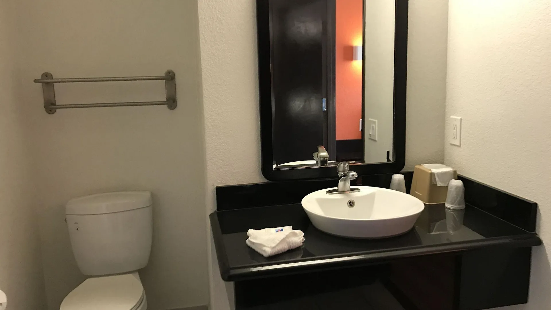 Motel 6-Costa Mesa, Ca - Newport Beach