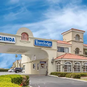 Hotel Travelodge By Wyndham Newport Beach Hacienda, Costa Mesa